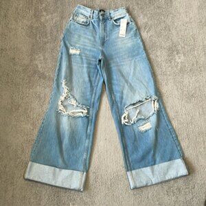 NWT BDG Skater Baggy Wide Leg Jeans - Destroyed - Light Wash - Size 24